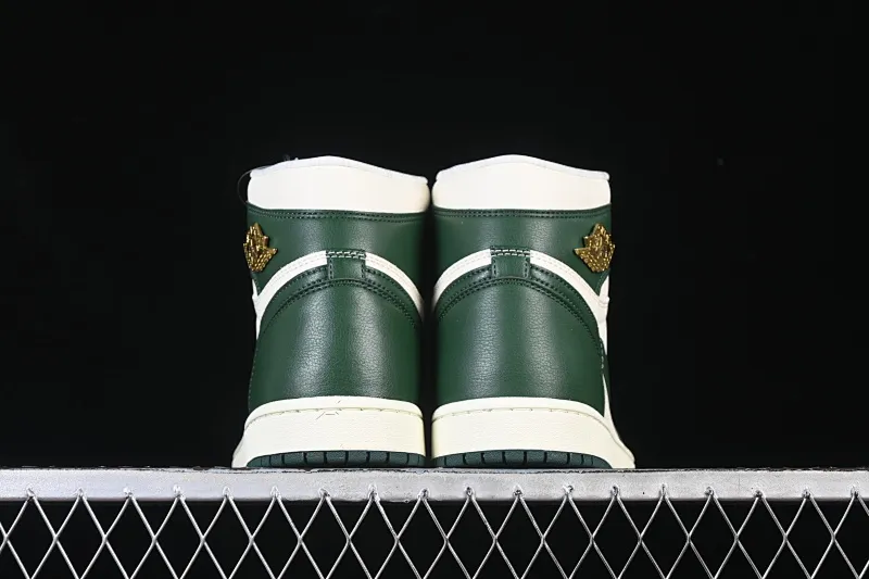 All categories Air Jordan Jordan series basketball shoes Air Jordan 1 High Air Jordan 1 High OG "Fir" AJ1 Joe 1 fir green high-top basketball shoes FD2596-101